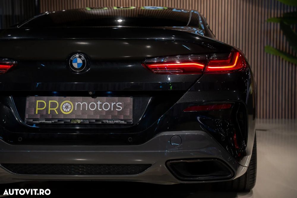 BMW Seria 8 - 18