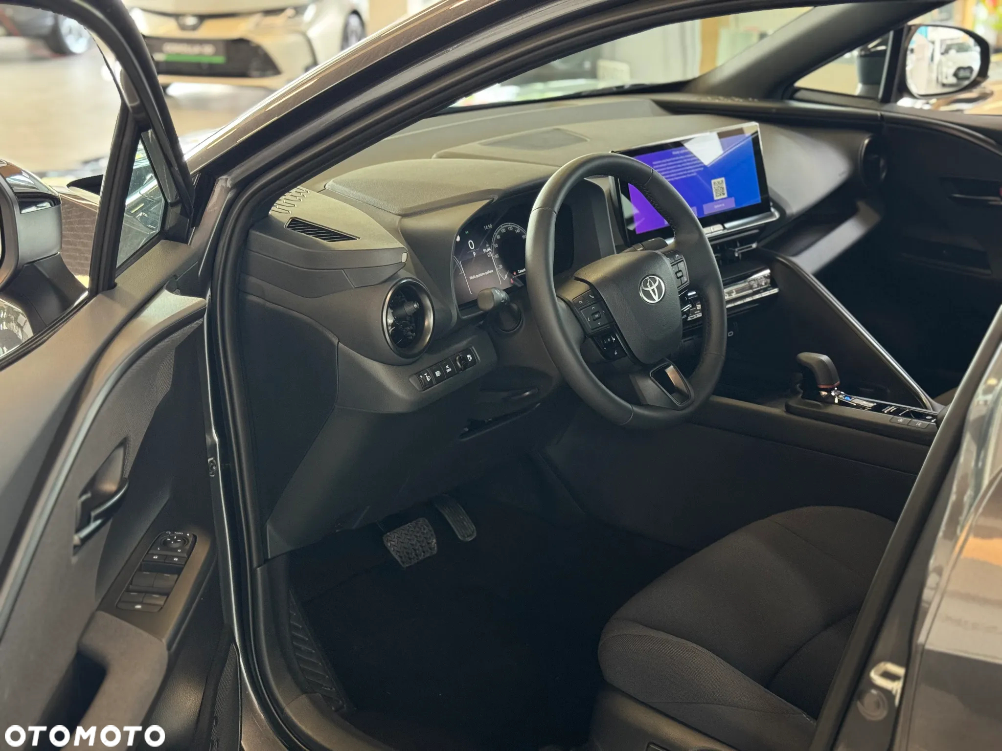 Toyota C-HR 2.0 PHEV Dynamic Force Style - 14