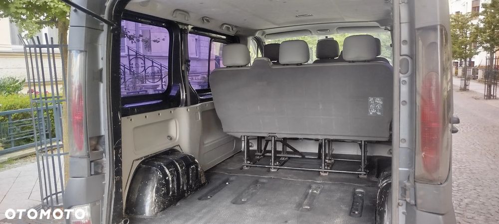 Renault Trafic - 14
