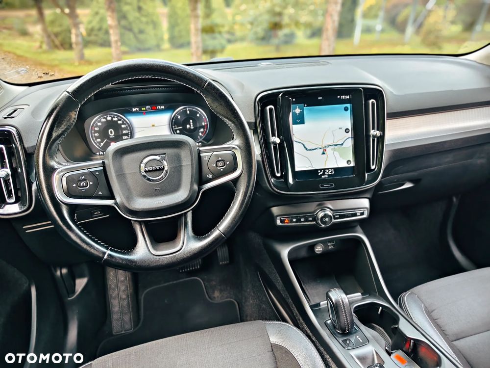 Volvo XC 40 D3 Geartronic Momentum - 19