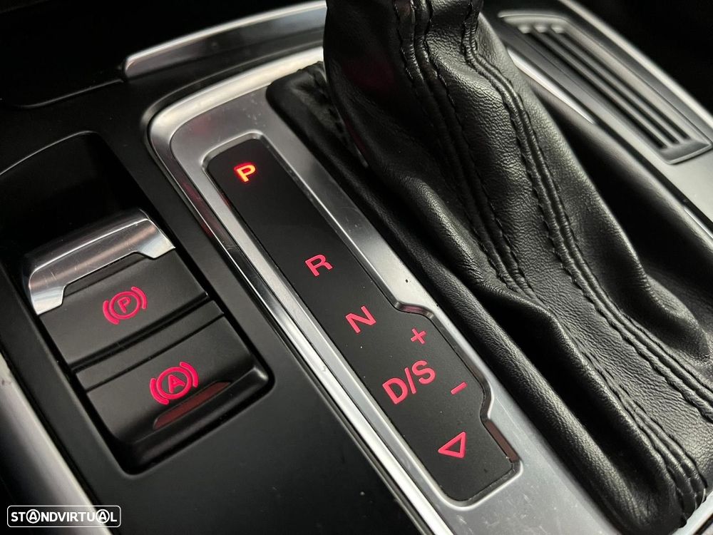 Audi A5 Cabrio 2.0 TDi Multitronic S-line - 22