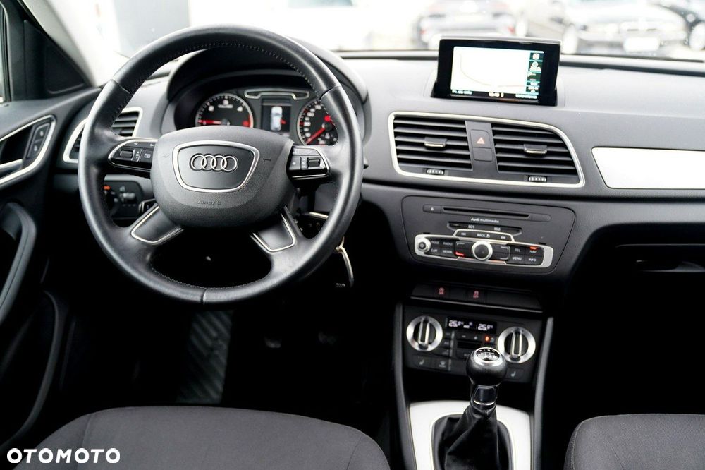 Audi Q3 - 18