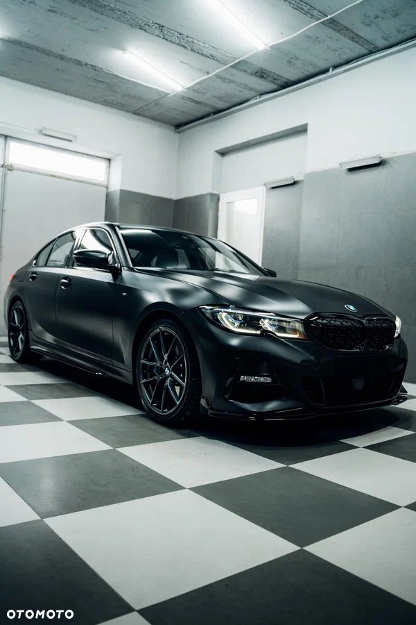 BMW Seria 3 330i xDrive M Sport sport - 1