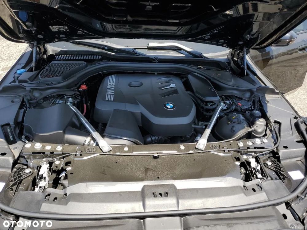 BMW Seria 5 530i - 11