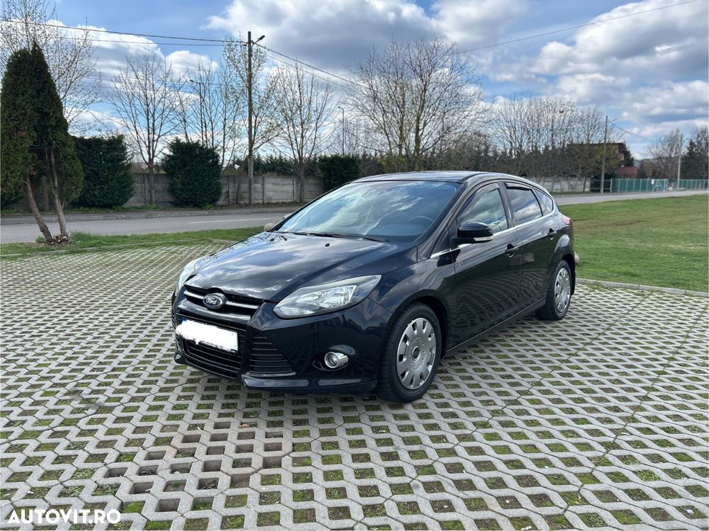 Ford Focus 1.6 TDCi DPF Titanium - 2