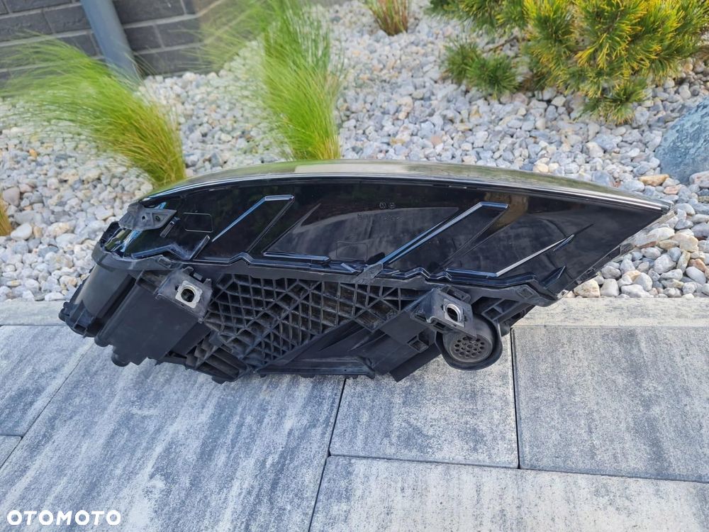 AUDI Q7 SQ7 4M 4M0 Lampy przód Full Led Dynamic 4M0941033 4M0941034 - 12