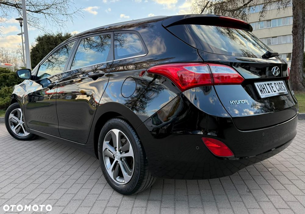Hyundai i30 1.4 Passion - 10