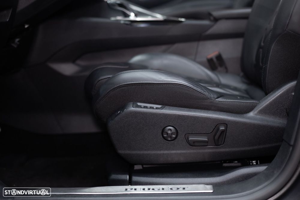 Peugeot 5008 1.5 BlueHDi GT Line EAT8 - 26