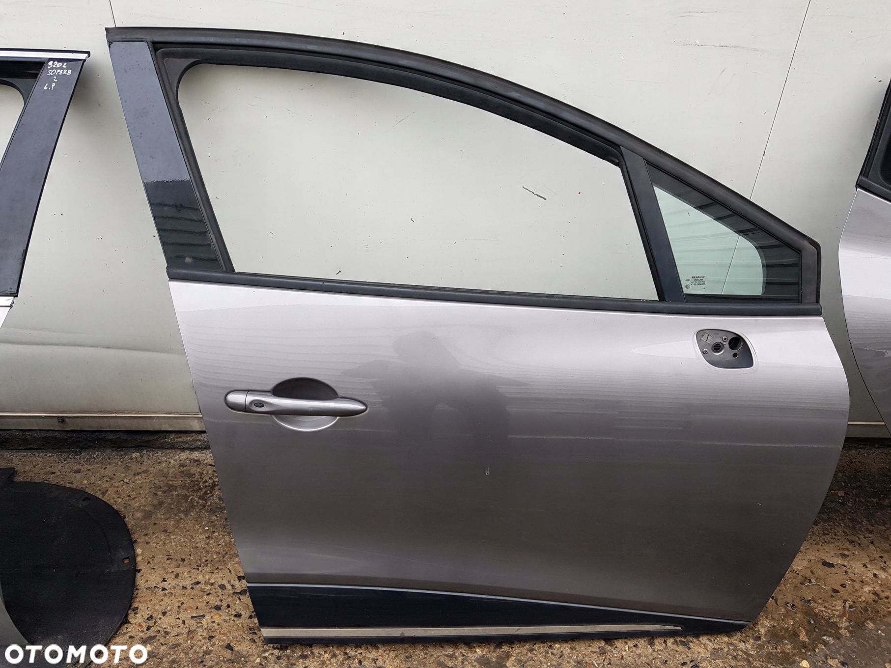 RENAULT CLIO 4 IV 12-20r DRZWI PRAWE PRZÓD TEKNG 5D - 1