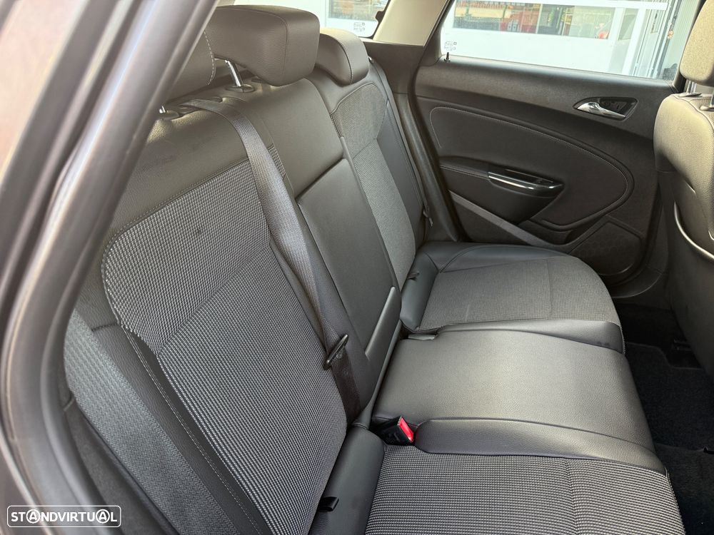 Opel Astra Sports Tourer 1.7 CDTi Cosmo - 15