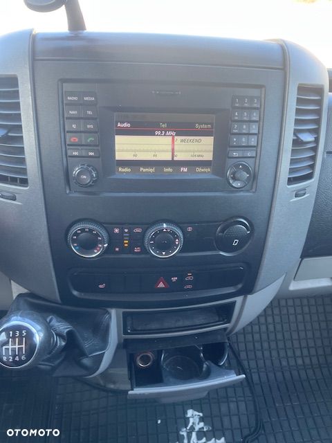 Volkswagen CRAFTER KRÓTKI - 9