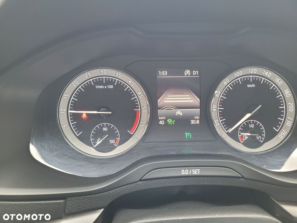 Skoda Karoq 2.0 TDI SCR 4x4 Ambition DSG - 32