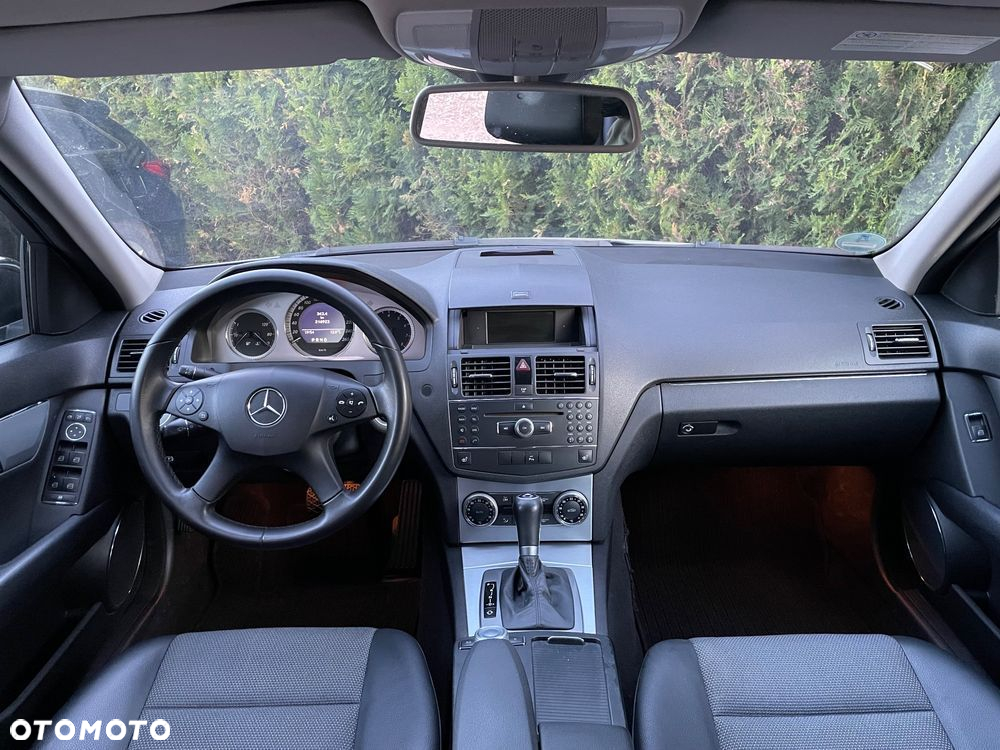 Mercedes-Benz Klasa C 180 T Kompressor Automatik BlueEFFICIENCY Avantgarde - 6