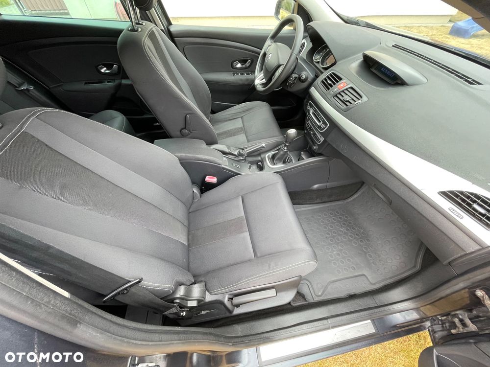 Renault Megane 1.5 dCi Dynamique - 8