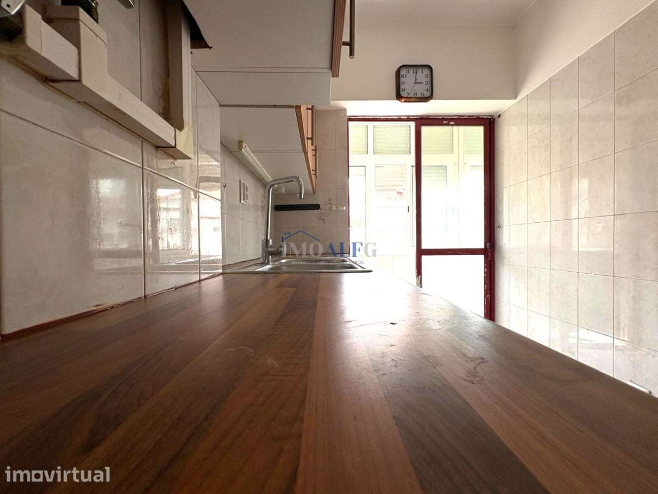 Apartamento T3+1 duplex Arrentela, junto a transportes - Grande imagem: 2/27