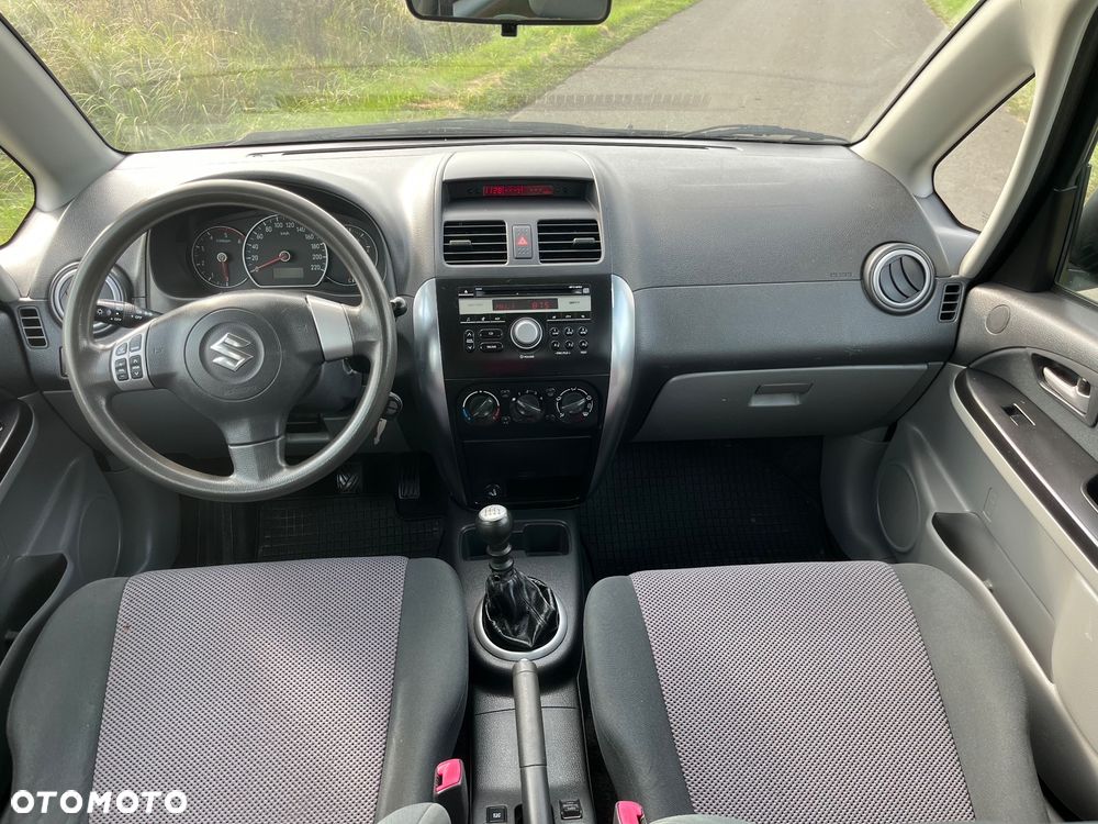 Suzuki SX4 - 21