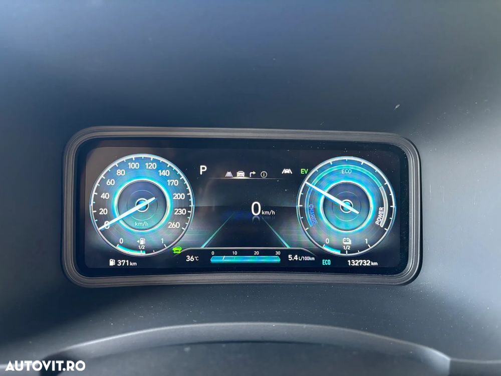 Hyundai KONA - 15