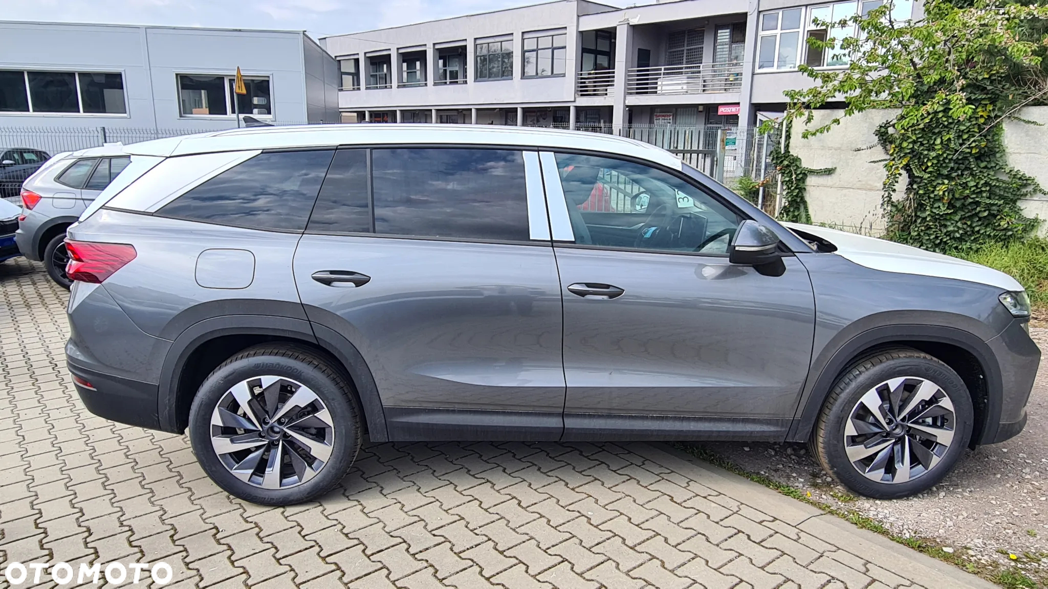 Skoda Kodiaq 2.0 TSI 4x4 Selection DSG - 4