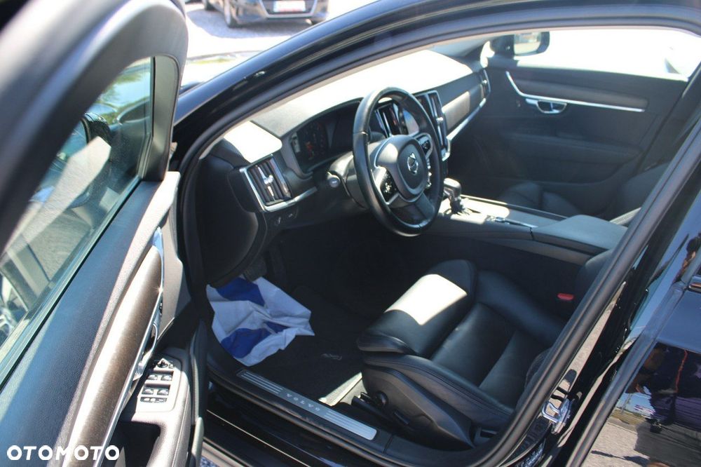 Volvo V90 Cross Country D4 AWD - 18