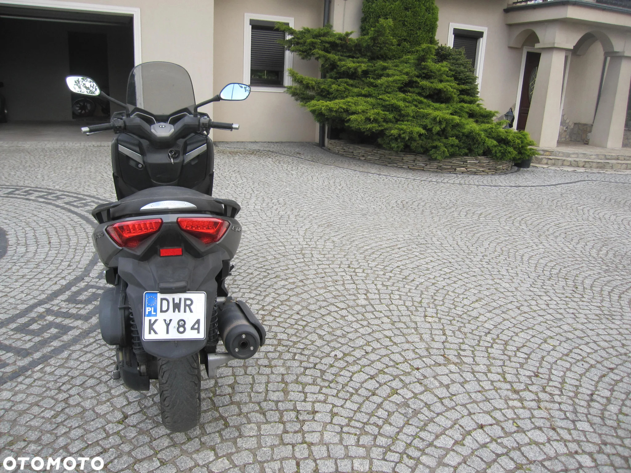 Yamaha X-max - 10