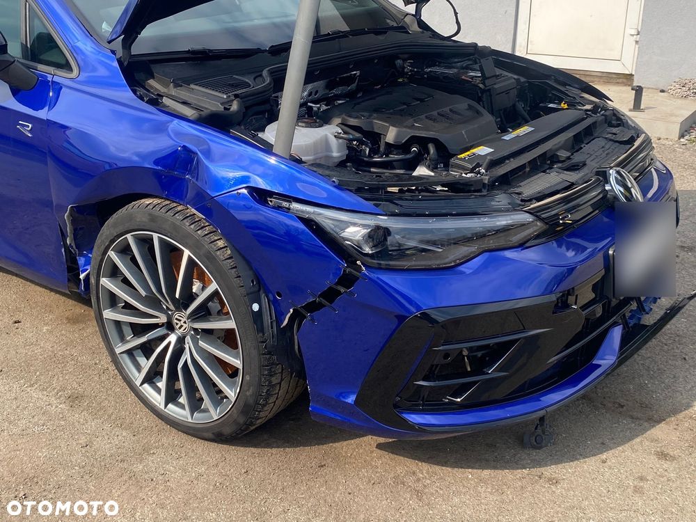 Volkswagen Golf 2.0 TSI 4Motion R DSG - 9