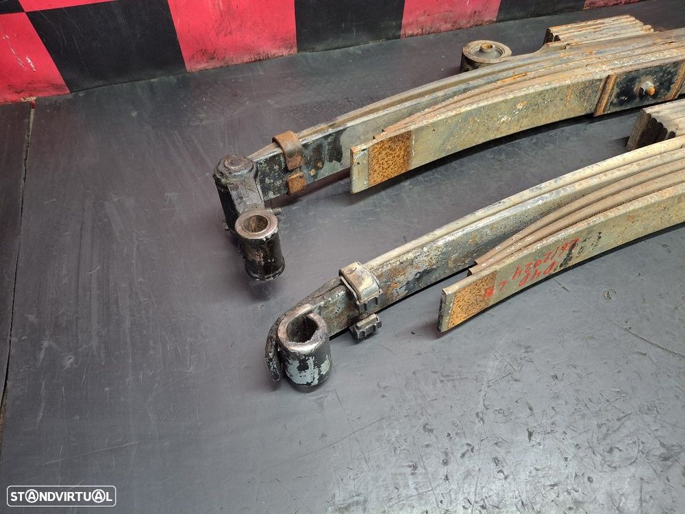 Conjunto Molas Suspensão Tras/Traseira Toyota Dyna Camião De Plataform - 2