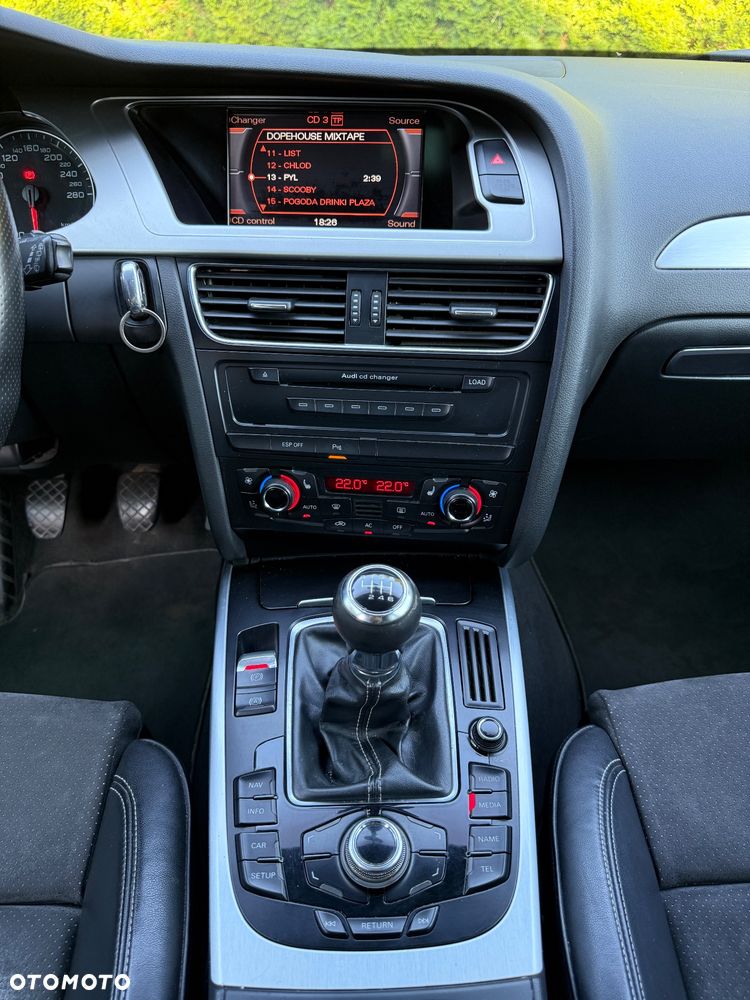 Audi A4 Avant 2.0 TDI DPF - 11