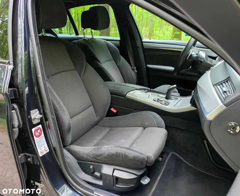BMW Seria 5 - 12