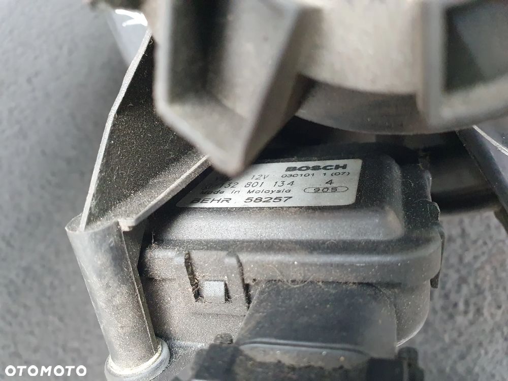 OPEL ASTRA II G WENTYLATOR DMUCHAWA NAWIEWU 9000348 BEHR Z SILNICZKIEM 0132801134 BOSCH POSIADAM 2S - 8