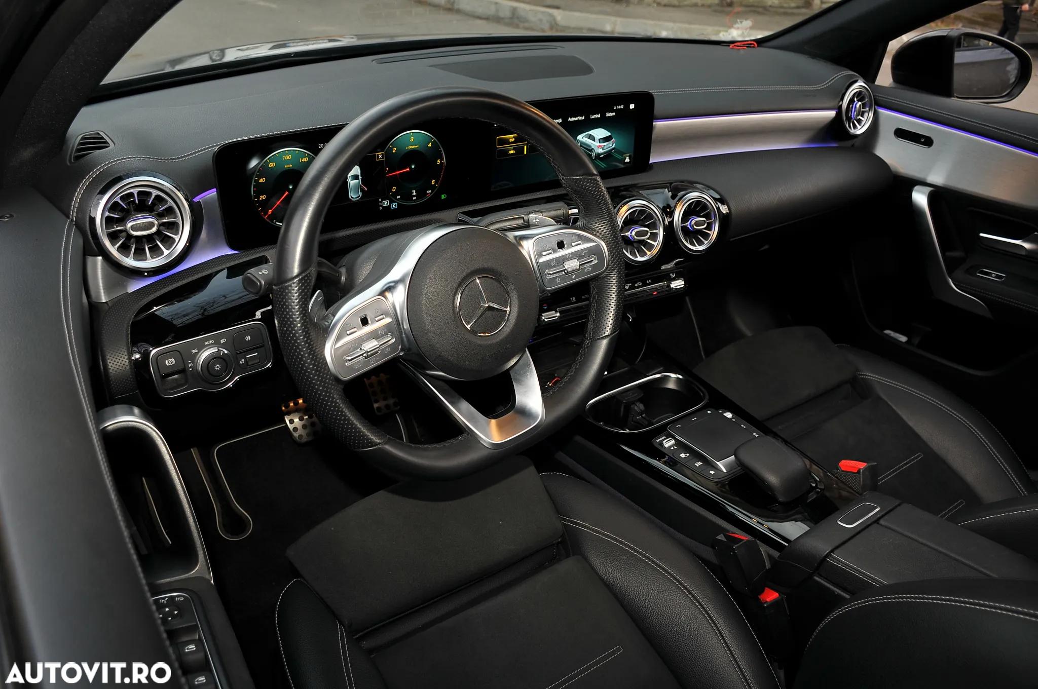 Mercedes-Benz A 220 d 4Matic 8G-DCT AMG Line - 15