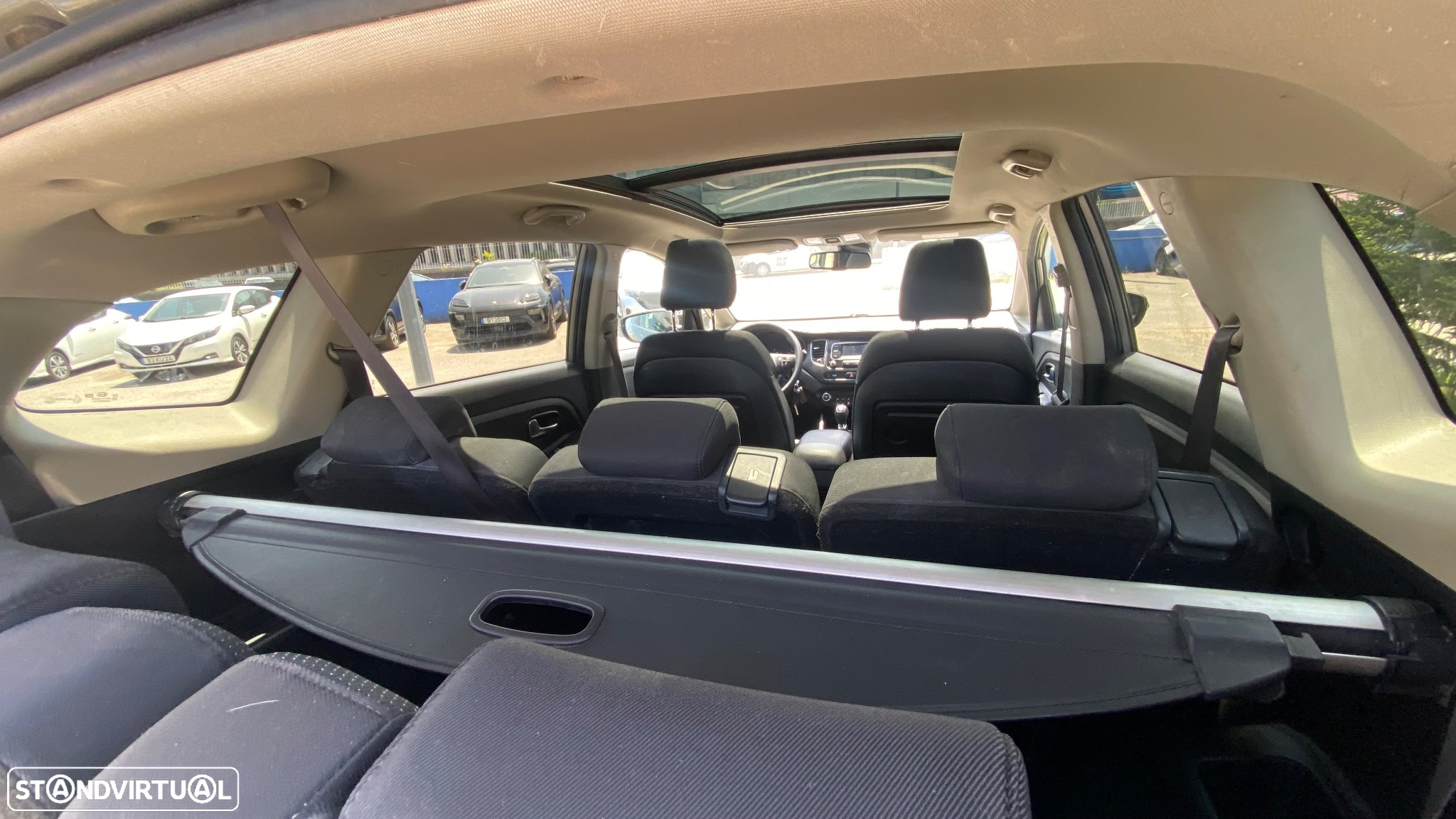 Kia Carens 1.7 CRDi ISG TX - 14