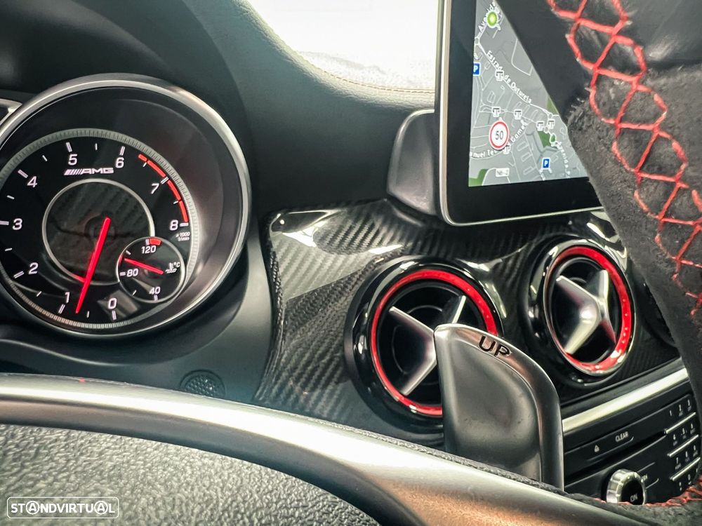 Mercedes-Benz CLA 45 AMG Shooting Brake 4-Matic - 14