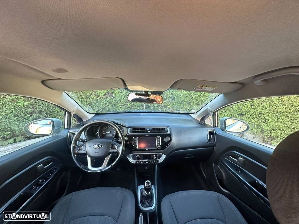 Kia Rio 1.1 CRDi More — photo 5
