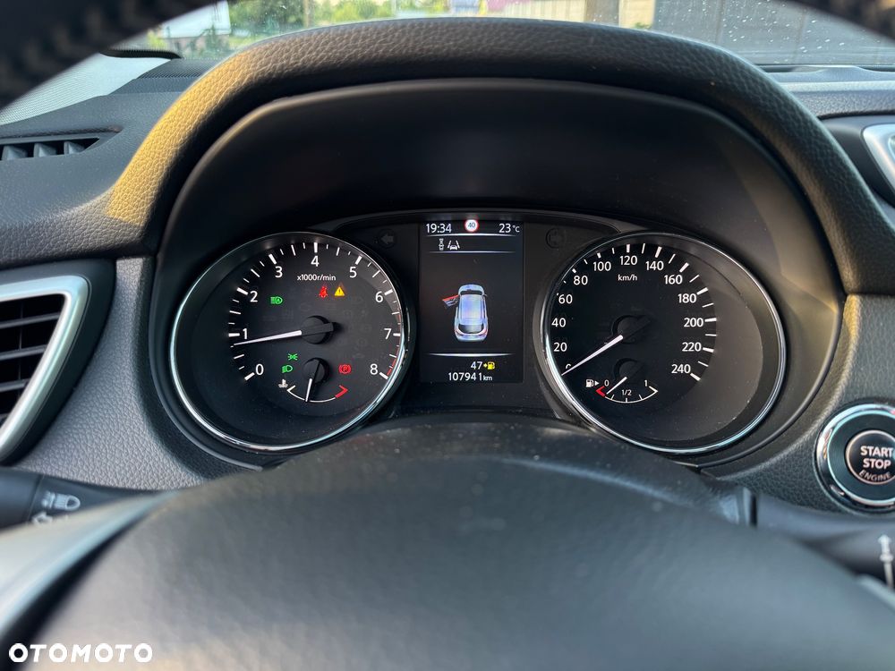 Nissan Qashqai 1.6 DIG-T N-Connecta - 6