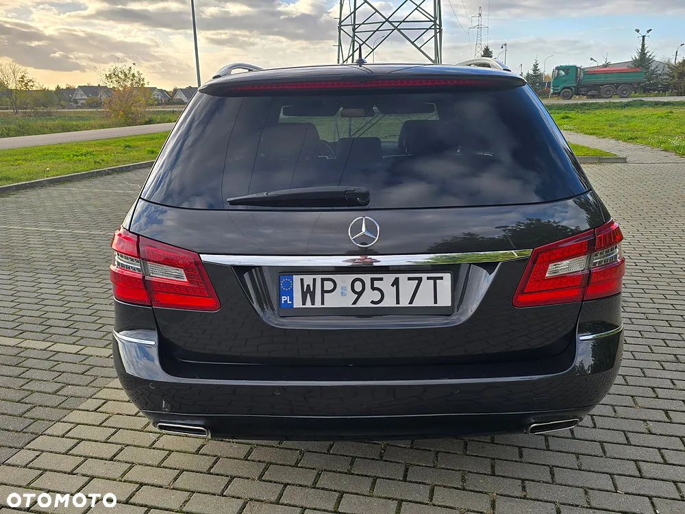 Mercedes-Benz Klasa E 350 CDI DPF BlueEFFICIENCY 7G-TRONIC Avantgarde - 11