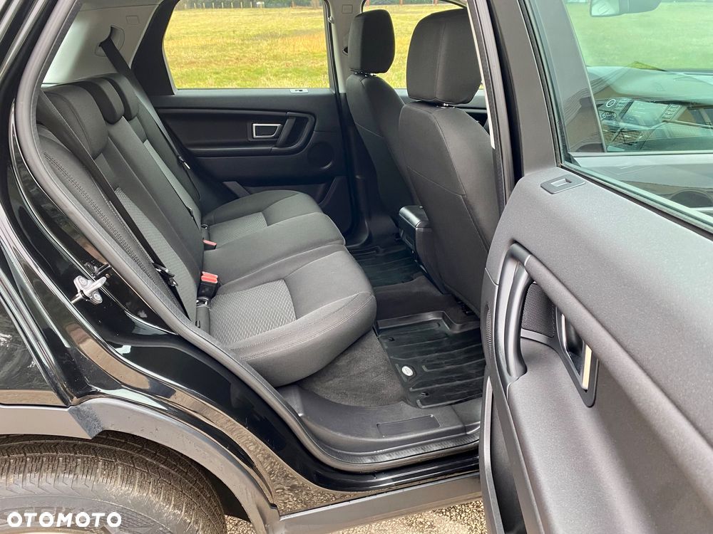Land Rover Discovery Sport - 26