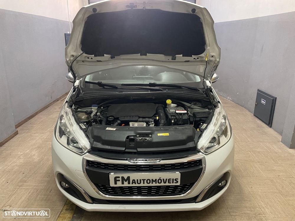 Peugeot 208 PureTech 110 Stop & Start EAT6 Tech Edition - 29