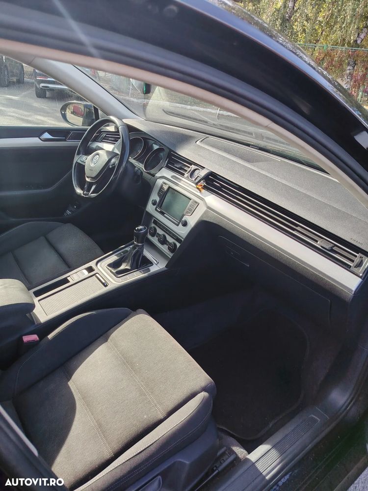 Volkswagen Passat 2016 photo 2