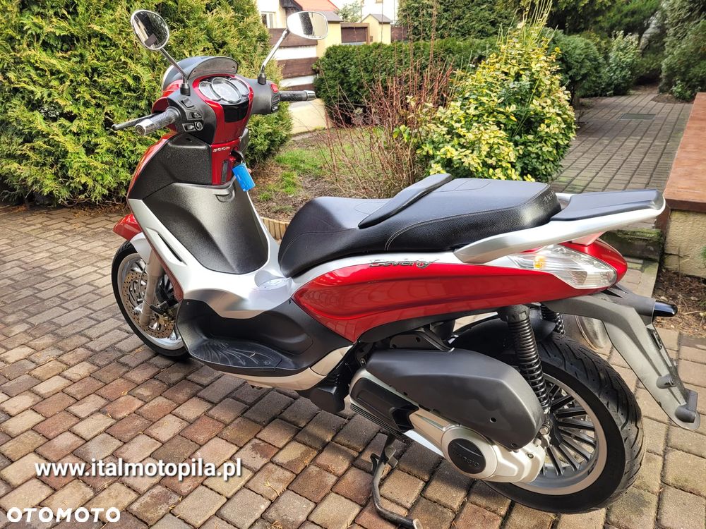 Piaggio Beverly - 17