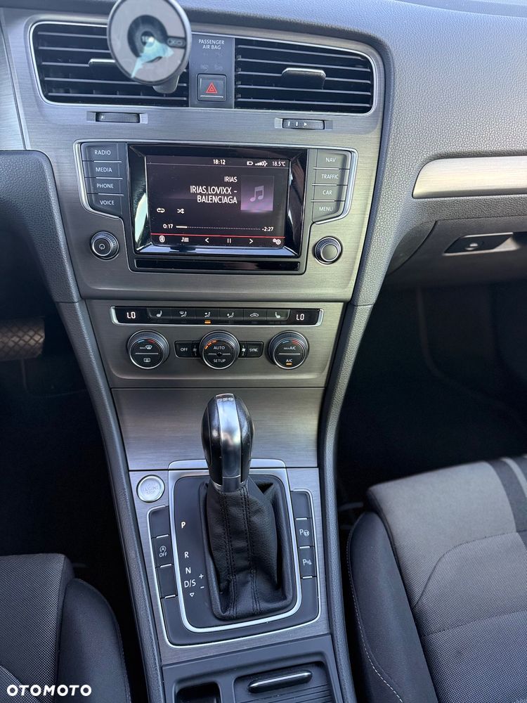 Volkswagen Golf 1.6 TDI BMT Highline DSG - 13