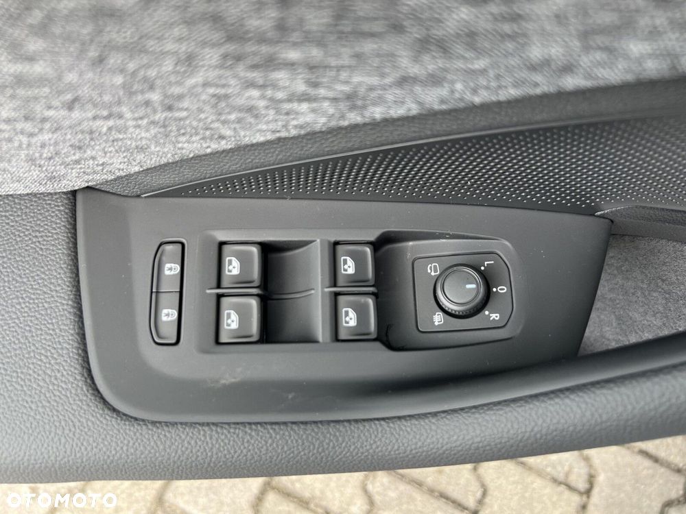Skoda Superb 2.0 TDI SCR Edition 130 DSG - 13