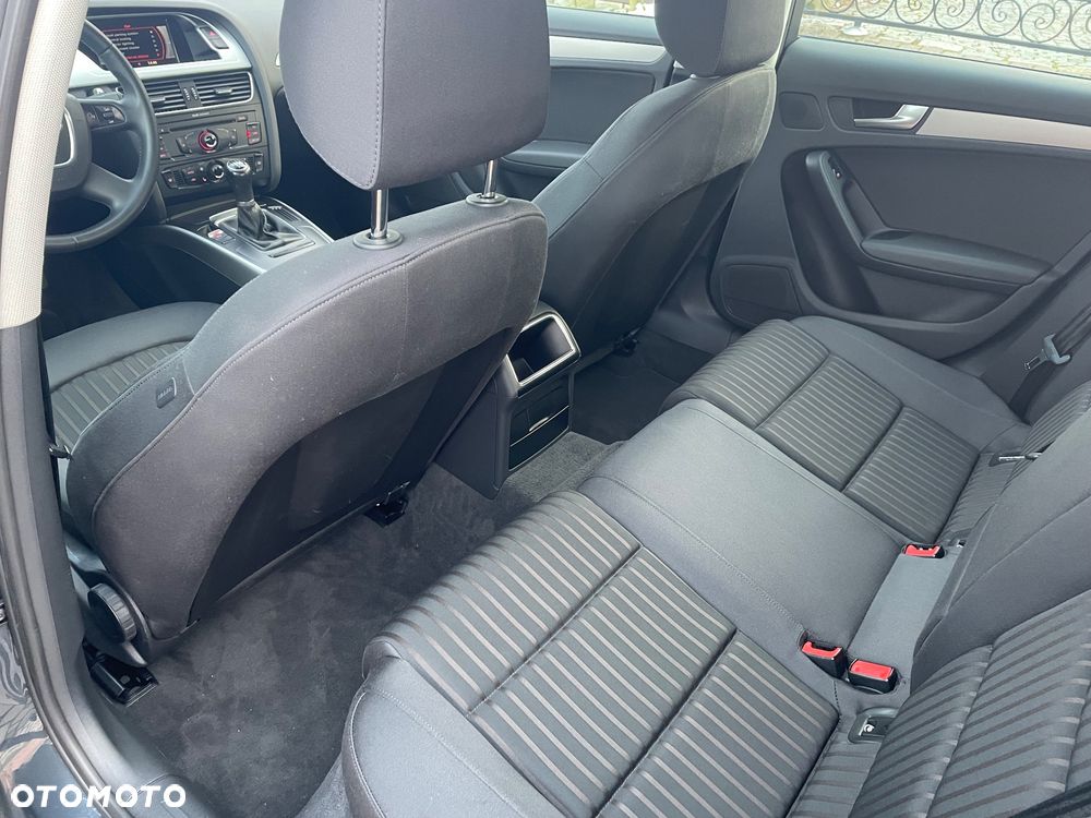 Audi A4 Limousine - 16