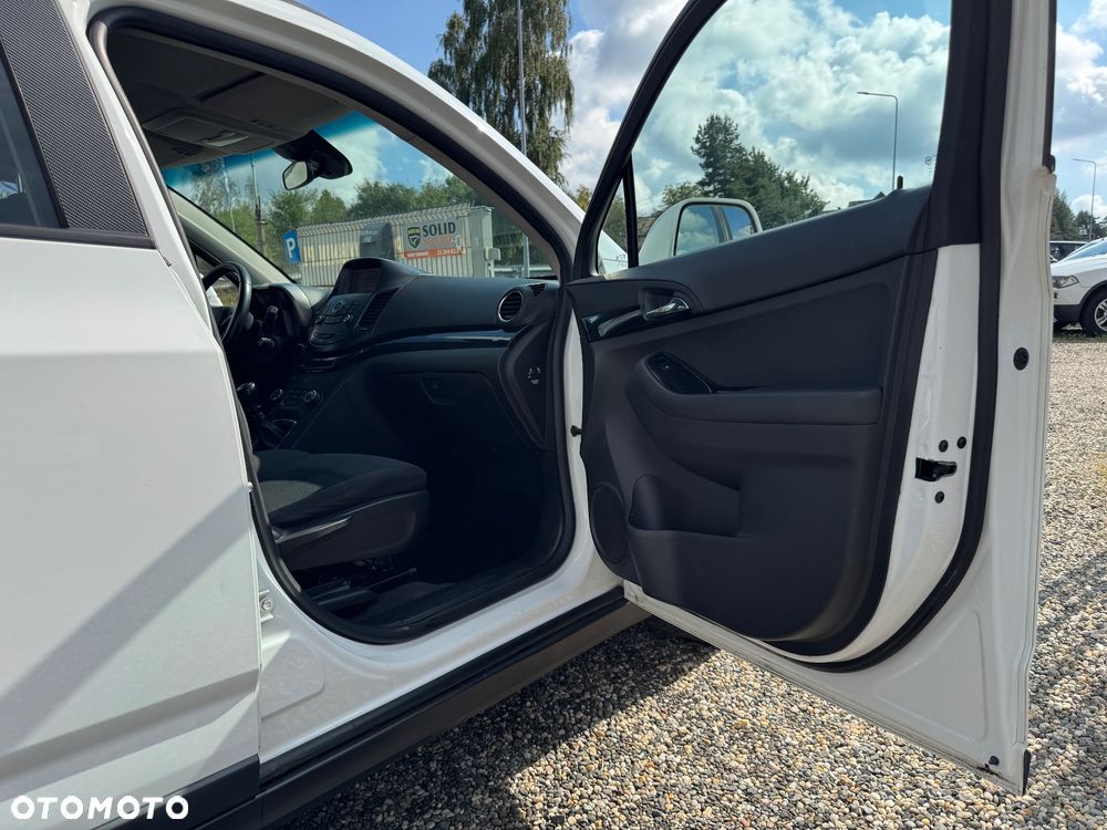 Chevrolet Orlando - 21