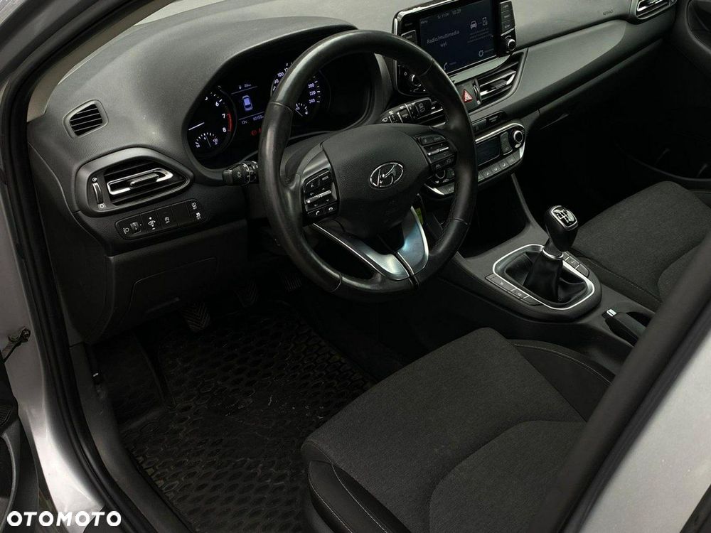 Hyundai i30 1.5 DPI Smart - 8