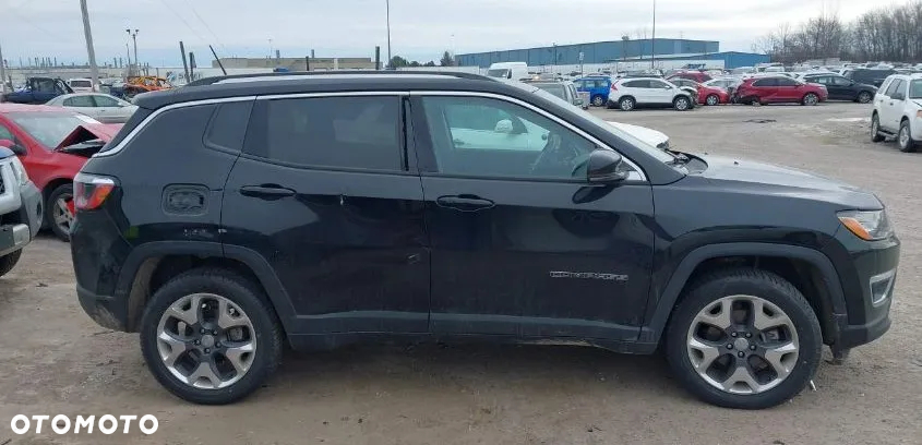 Jeep Compass - 10