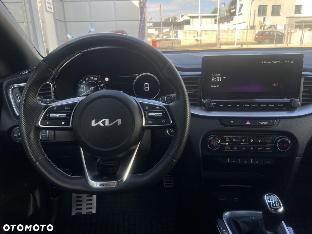 Kia ProCeed 1.5 T-GDI GT Line - 13
