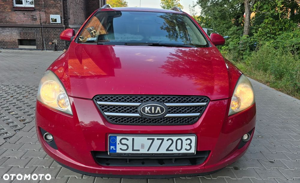 Kia Ceed - 6