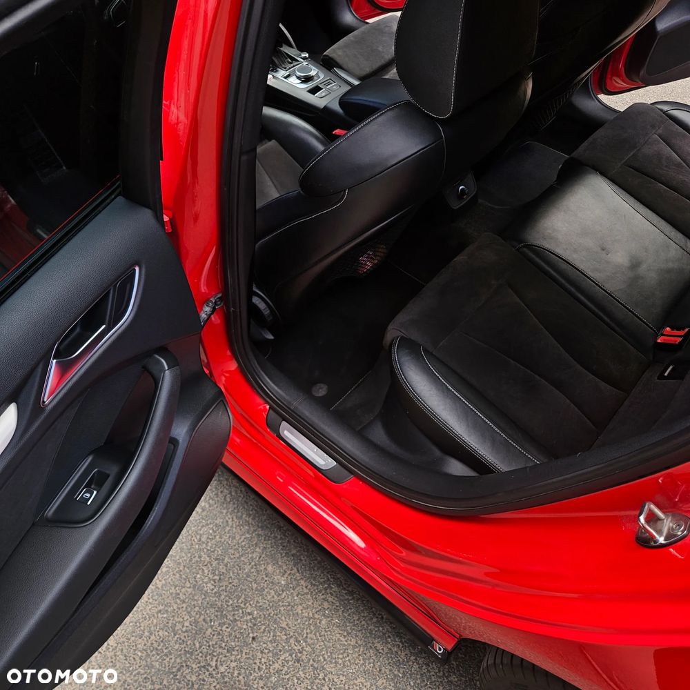 Audi S3 S tronic - 19