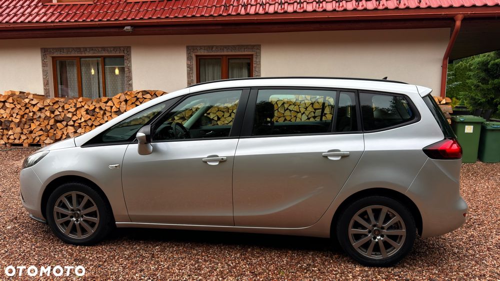 Opel Zafira Tourer 2.0 CDTI Style - 18