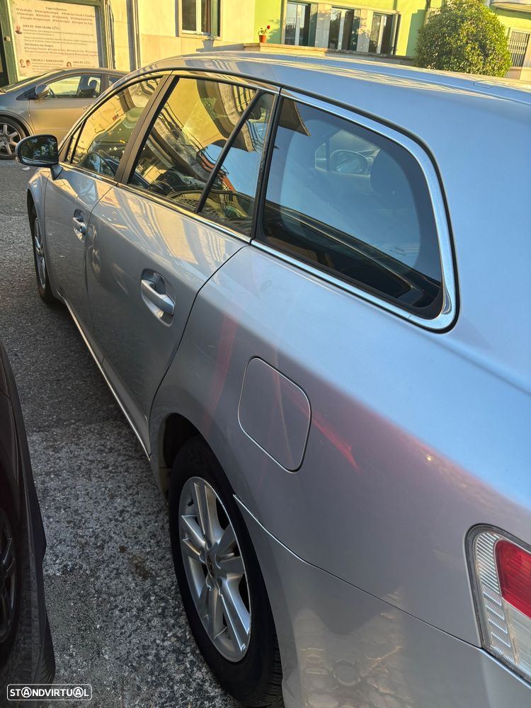 Toyota Avensis SW - 5